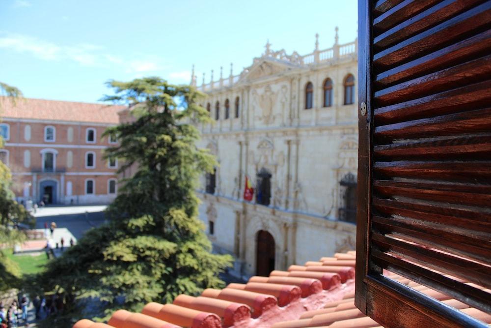 Hotel El Bedel Alcala de Henares Exterior photo